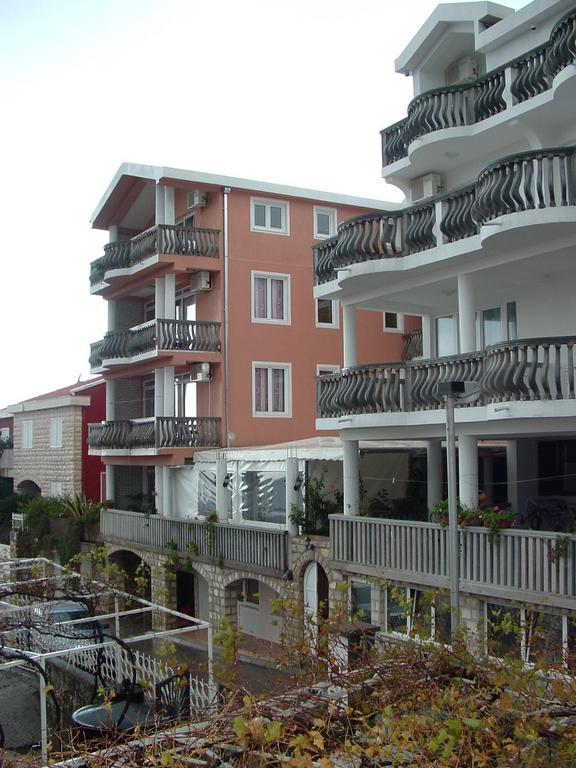 Apartments Andela Budva Exterior photo