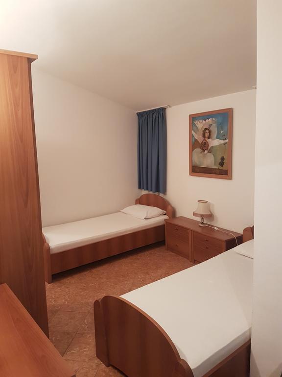 Apartments Andela Budva Room photo